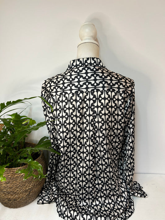 Geometrische Bluse - C&A - Gr. L / 40