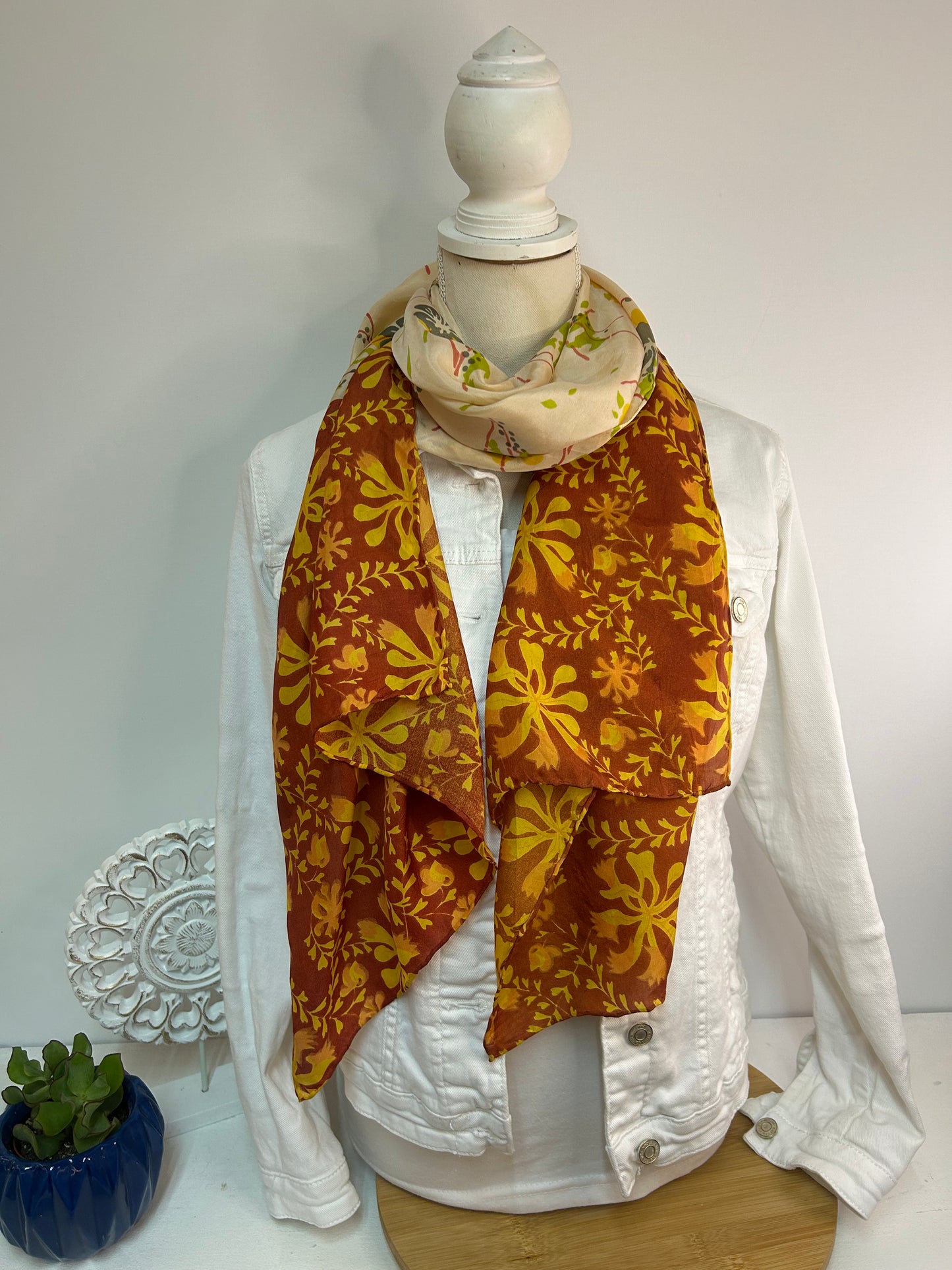 Florales Damen Halstuch Grün / Gelb / Orange - 100% reine Seide - Made in India