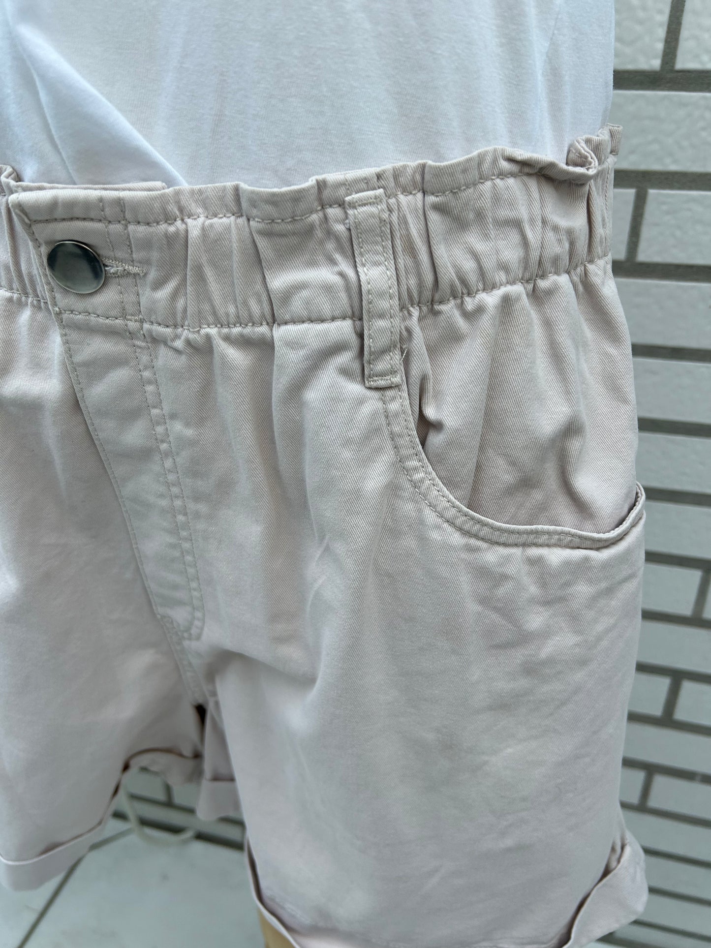 Denim shorts - H&amp;M - size XL