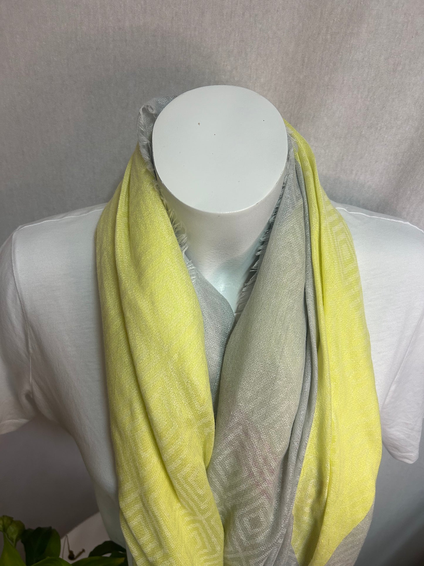 Gelb / Graues Tuch - Accessoires