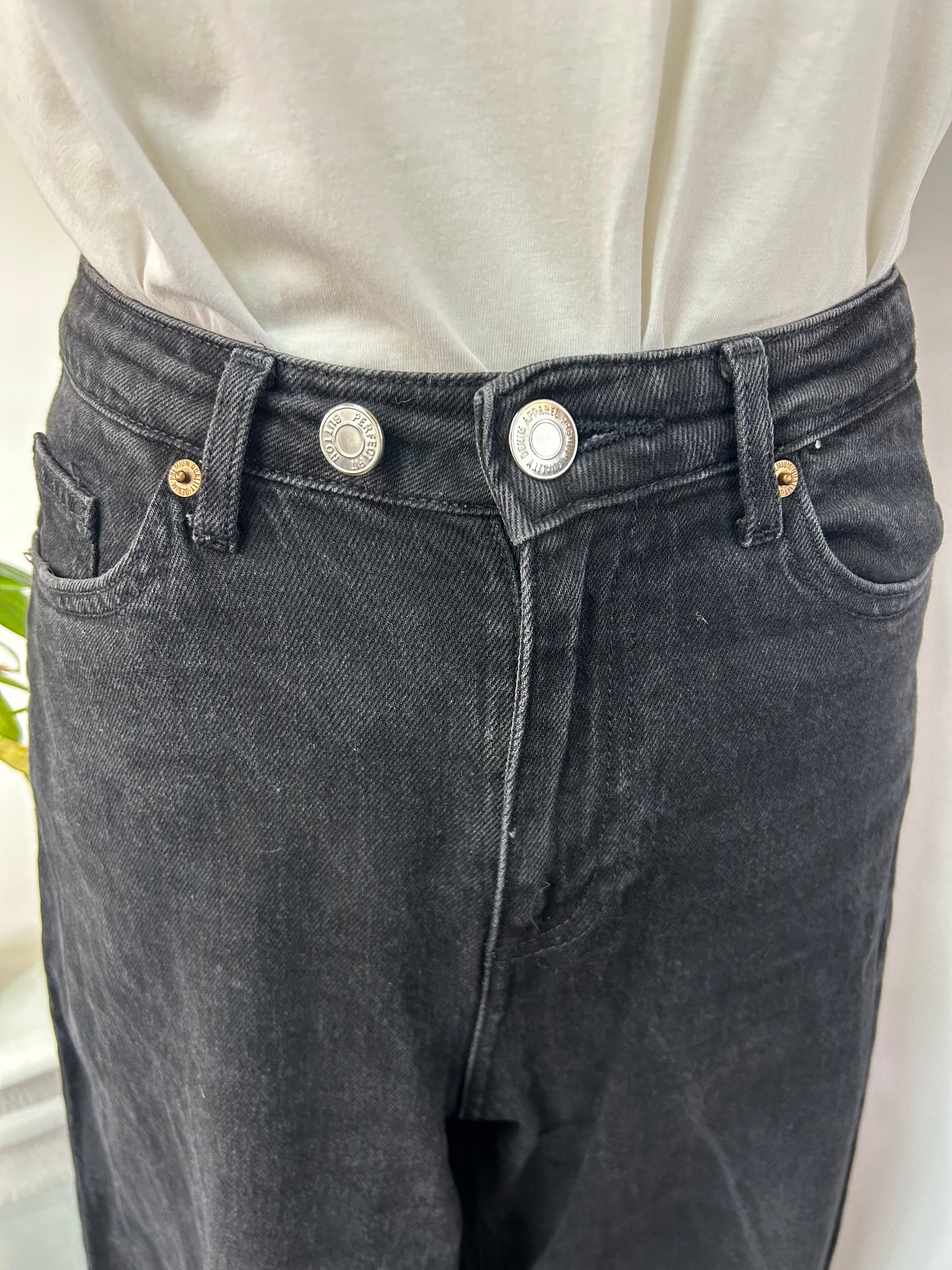 Jeans mit leichtem Schlag - VERO MODA - Gr. S