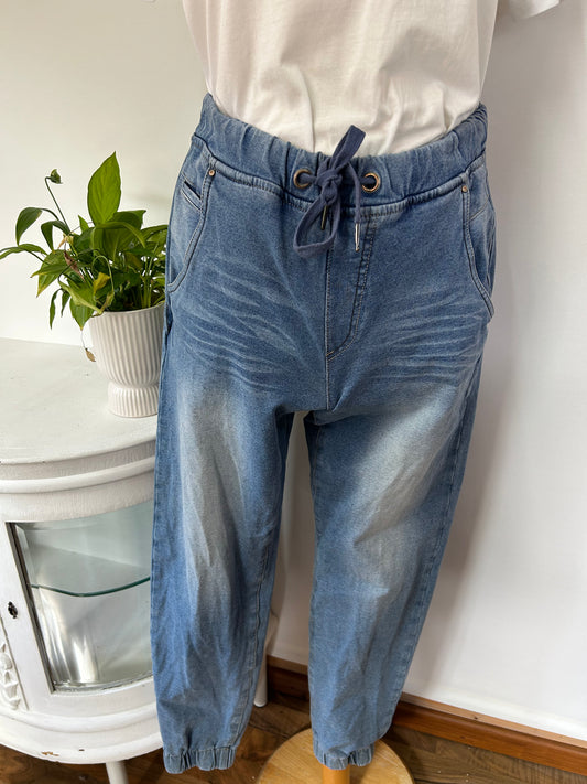 Jeans mit Gummibund - cream - Gr. M