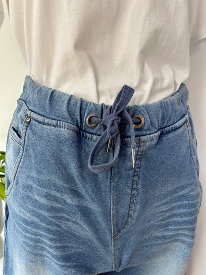 Jeans mit Gummibund - cream - Gr. M