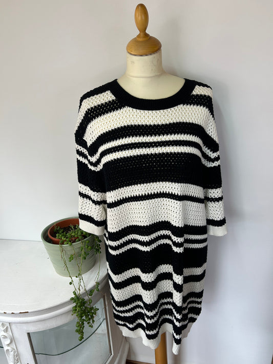 Relaxed Fit Strickkleid - C&A - Gr. L