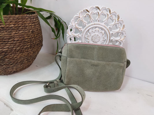 Kleine Wildledertasche ESPRIT
