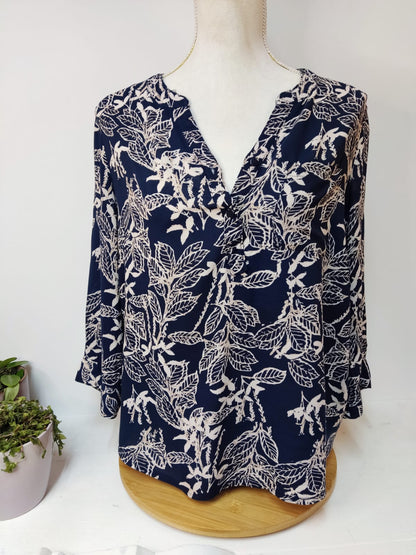 Leichte florale Bluse - NKD - Gr. M