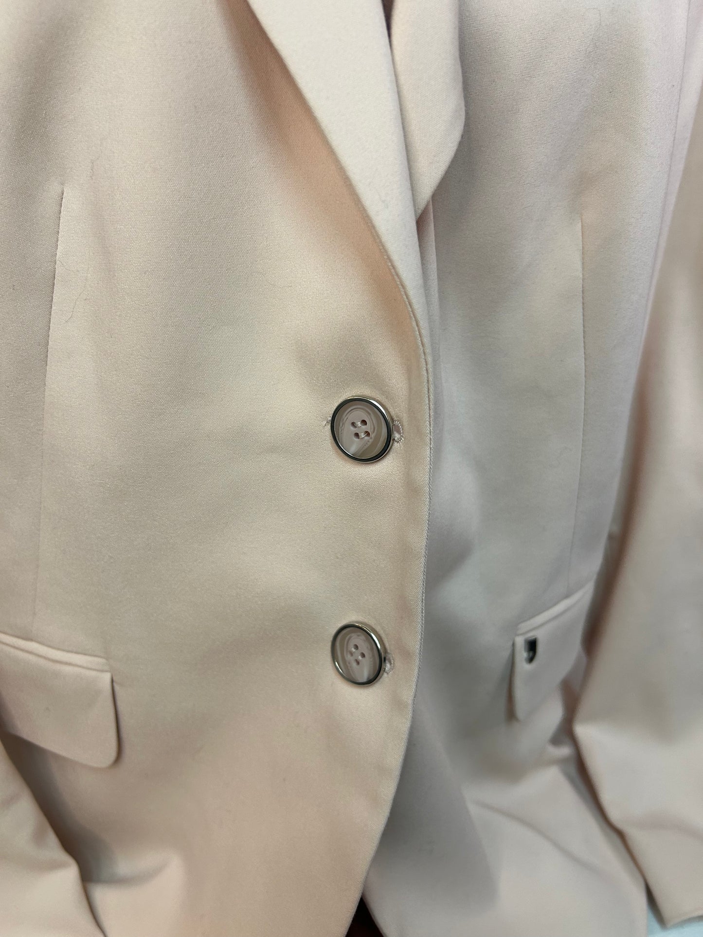Eleganter Damenblazer in zartem Rosé mit klassischem Reverskragen - Comma - Gr. 44