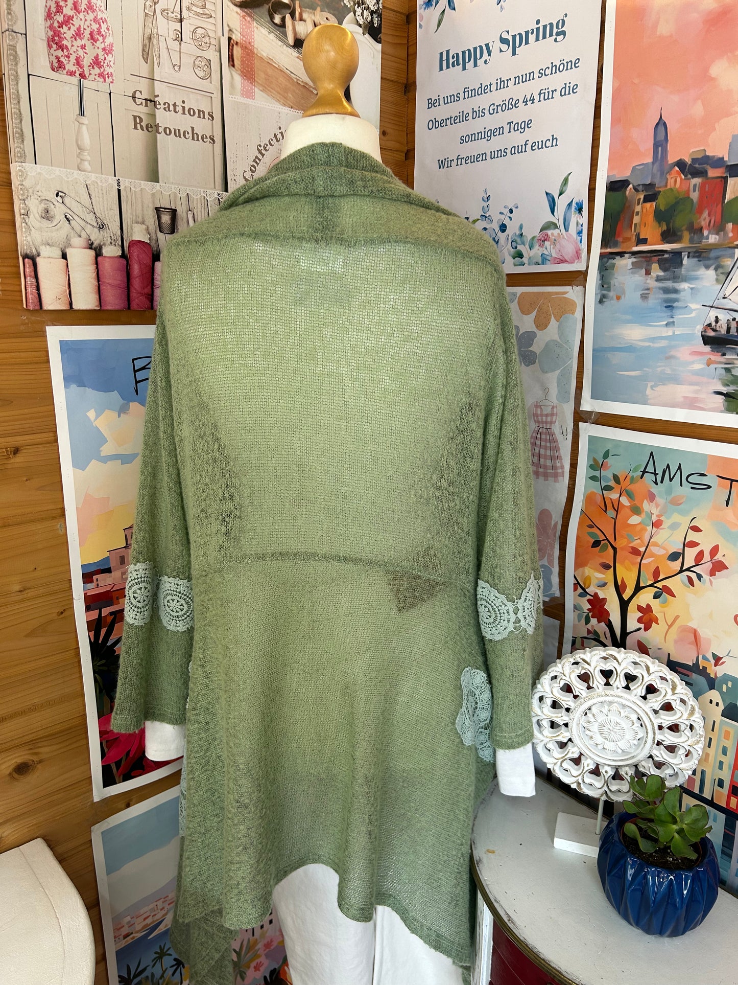 Damen Strickjacke in Grün mit Spitzen-Details - Imagine - Gr. L / 40 - XL / 42