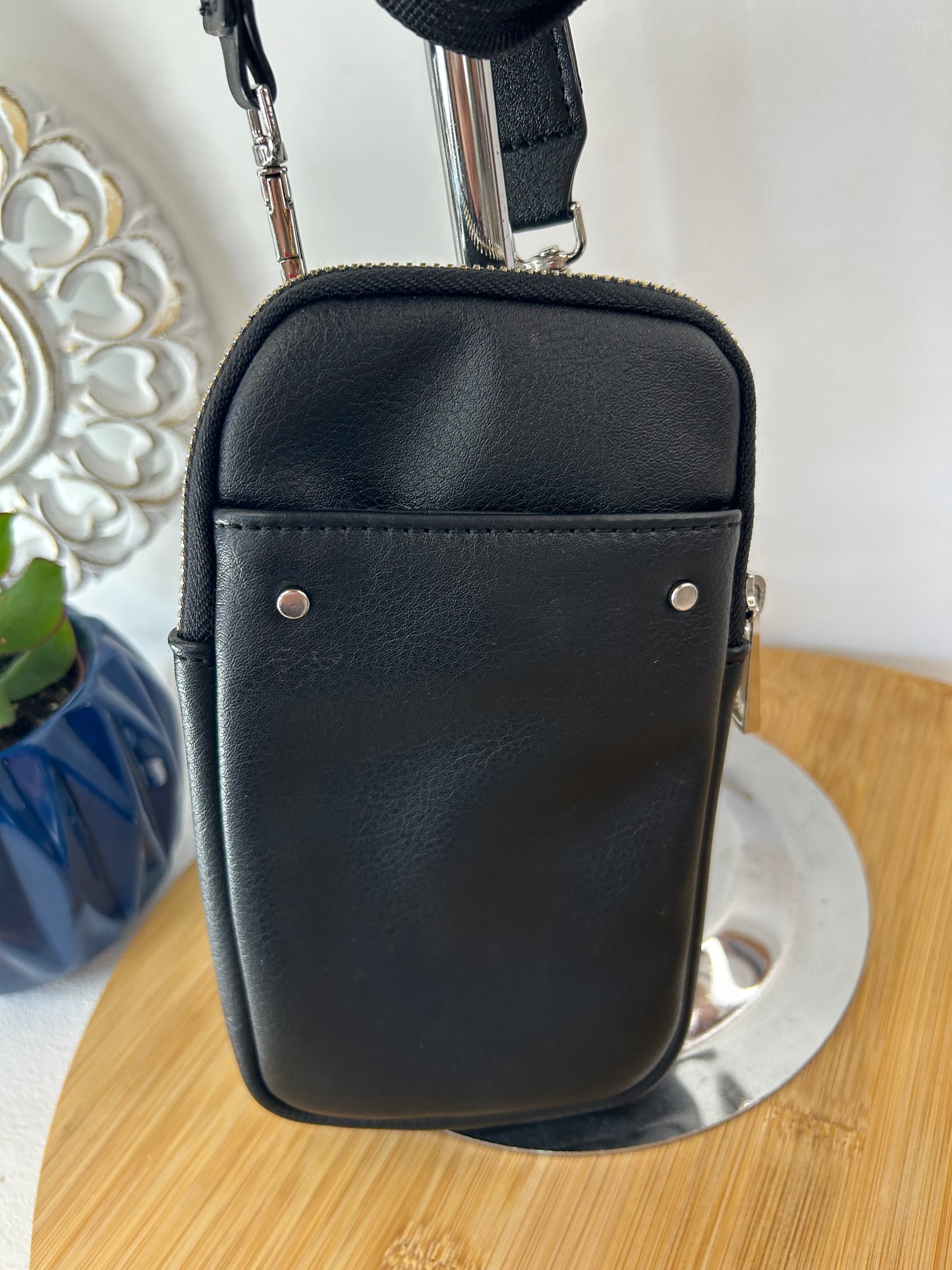 Handy Tasche Schwarz mit mehreren Fächern