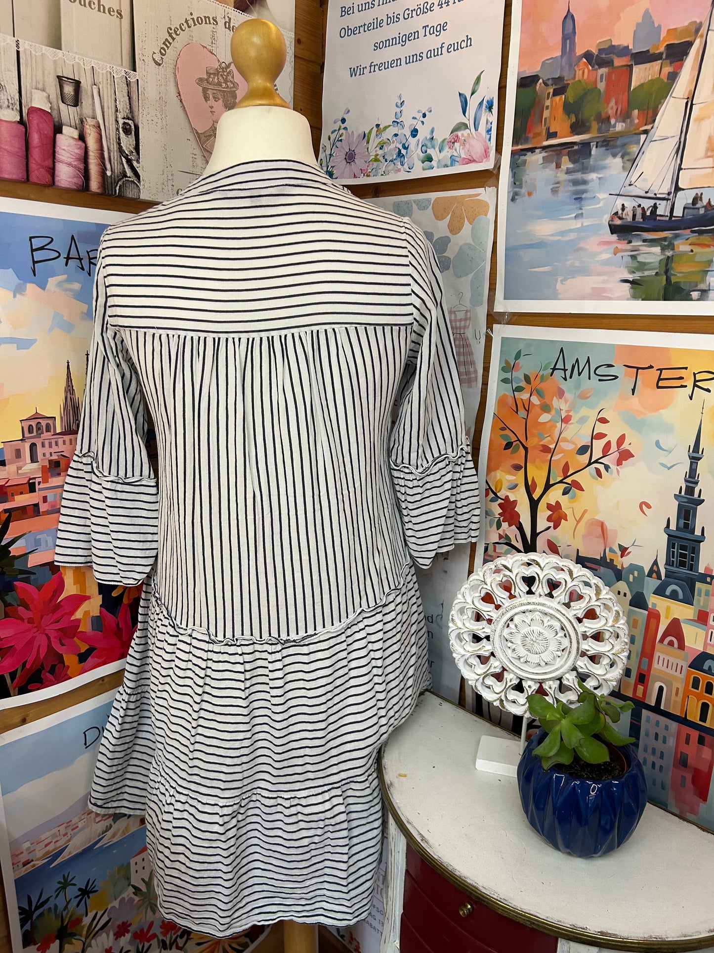 Luftiges Damenkleid mit zeitlosem Streifenmuster - Vera Moda - Gr. XS / 34