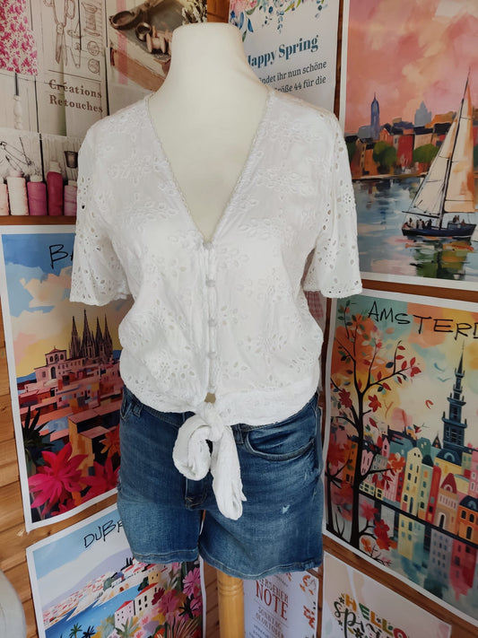 Klassische Jeansshorts in Blau mit leichtem Used-Look - C&A - Gr. M/38
