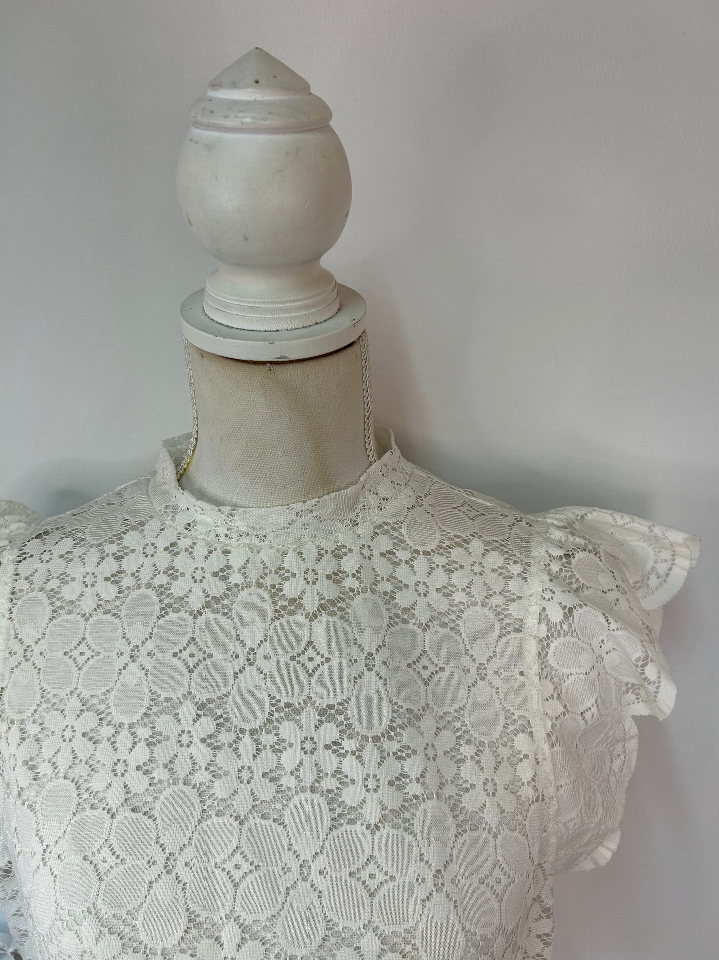 Süße Spitzen Bluse kurzarm - JDY - Gr. M / L - 38 / 40