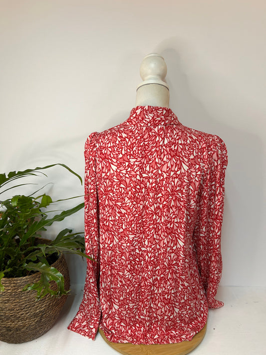 Einzigartige Bluse mit Herzen - United Colors of Benetton - Gr. M / 38