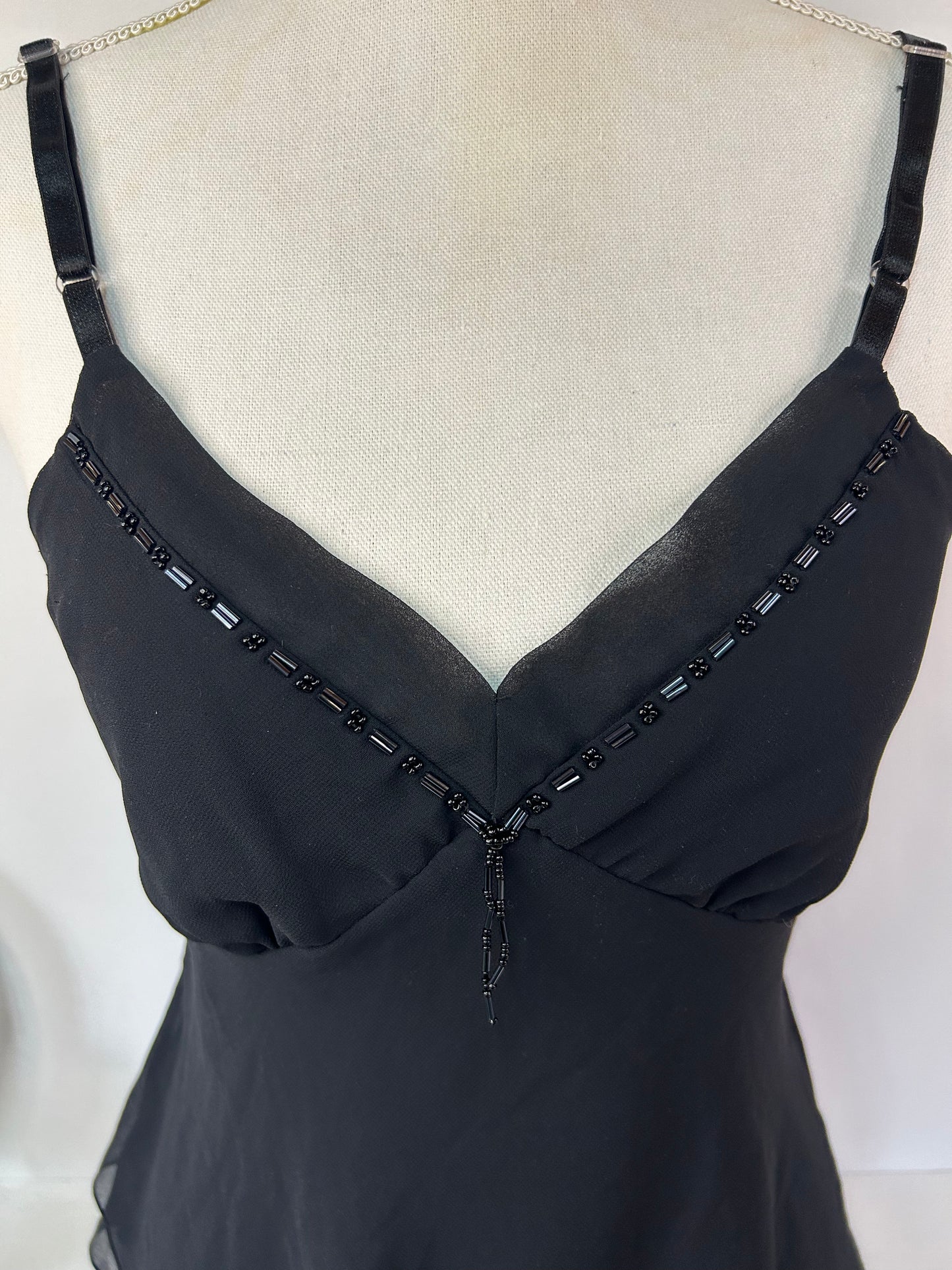 Schwarzes Chiffon-Top mit verstellbaren Spaghettiträgern - DELICIA - Gr. XS / 34
