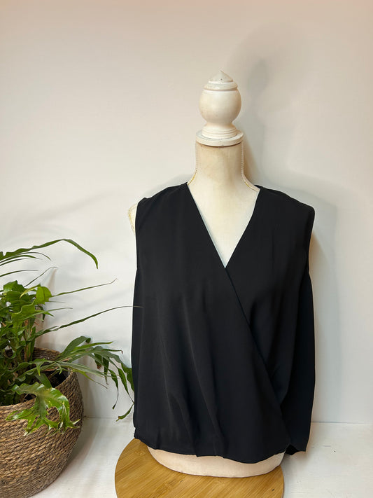 Schickes Schwarzes Top / T-shirt  - MOHITO - Gr. L / 40